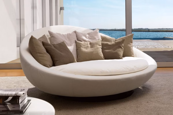armchair model POOL